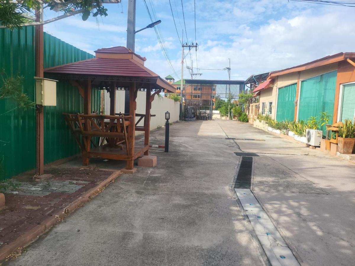 Ekaluk Place Inn Pattaya Eksteriør billede